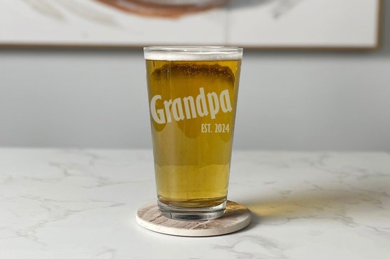 Great Grandpa Est 2024 - New Great Grandfather Beer Can Pint Glass