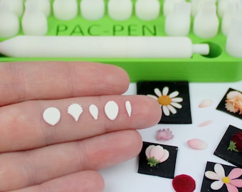 PAC-PEN Polymer Clay Plunger Micro Cutter Set - No.15 Petal