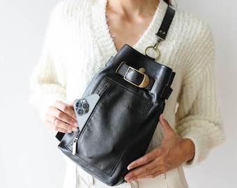 Bolso de cuero negro, mochila bandolera de cuero, bolso bandolera de cuero para mujer, mochila de cuero negra, bolso de hombro negro