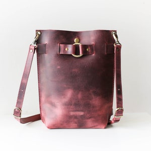 Burgunder Leder Rucksack, Leder Handtaschen für Frauen, Leder Cross Body Schultertasche, Leder Rucksack Geldbörse Bild 1