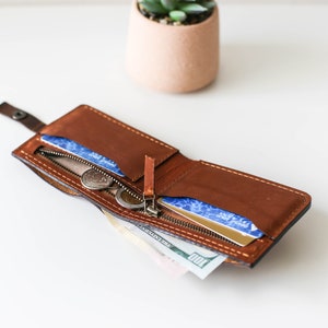 Schlanke Leder Geldbörse, Brieftasche mit Reißverschluss, Herren Geldbörse, Braune Brieftasche aus Leder, Personalisierte Geldbörse