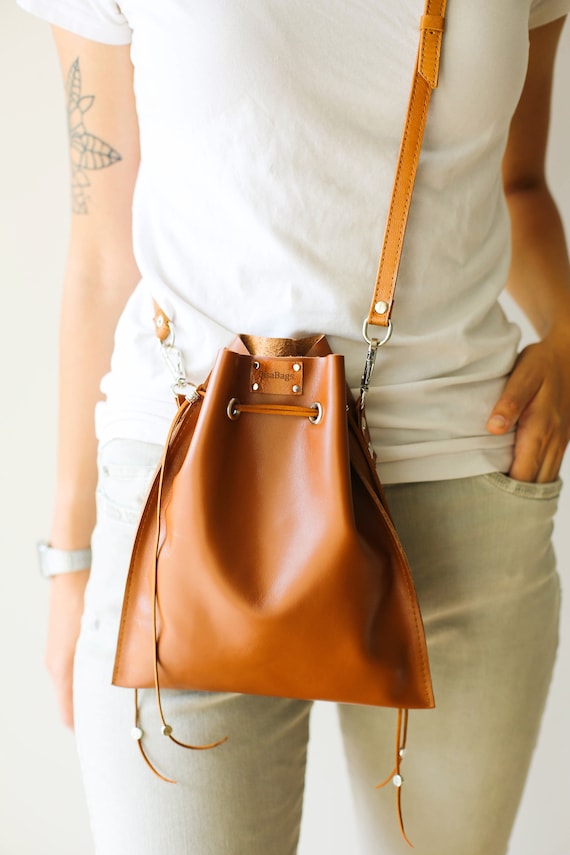 LARGE PATCHWORK BUCKET BAG IN BROWN AND TAN LEATHER — Shop Boswell