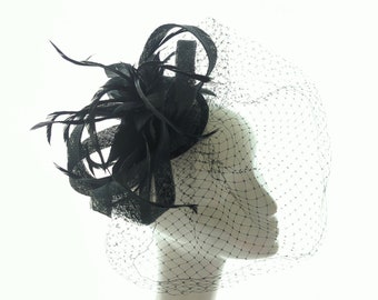 Bibi mariage noir plumes, bibi plumes noir, accessoires des cheveux mariage noir, petit chapeaux mariage, mini chapeaux cérémonie  plumes