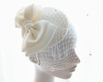 Wedding veil hat, wedding veil fascinator, ivory wedding fascinator, bridal veil hat, wedding veil hat fascinator