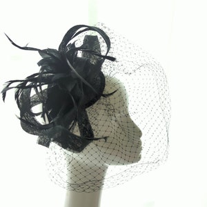 Bibi mariage noir plumes, bibi plumes noir, accessoires des cheveux mariage noir, petit chapeaux mariage, mini chapeaux cérémonie plumes image 5