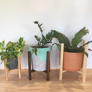 24cm Wooden pot plant stand plant holder timber wood retro mid-century modern housewarming gift home decor indoor wood home free shipping Black Japan