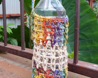 Gehäkelter Wasserflaschenträger aus Wildhanf