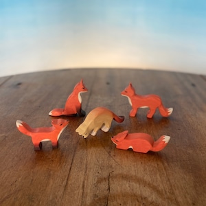 Wooden animal toys Foxes Waldorf toys Wooden animals Handmade wooden toys Open ended toys All 5 foxes