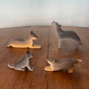 Wooden animal toys - Wolf family | Waldorf toys | Wooden animals | Handmade wooden toys | Open ended toys