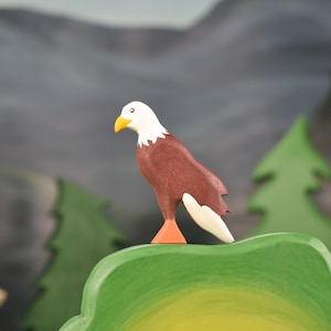 Animaux d'Amérique du Nord Jouets en bois Waldorf Décor de pépinière boisée Jouets pour enfants bio Jouets en bois faits à la main Jouets Waldorf Bald Eagle