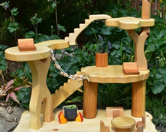 Puppenhaus aus Holz | Waldorf Puppenhaus | Feenhaus aus Holz | Waldorf Spielzeug | Offenes Spielzeug | Handgemachtes Holzspielzeug | Puppenhaus aus Holz