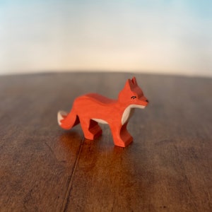 Wooden animal toys Foxes Waldorf toys Wooden animals Handmade wooden toys Open ended toys Fox standing