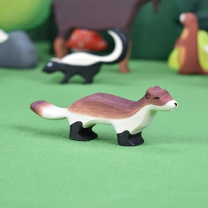 Animaux d'Amérique du Nord Jouets en bois Waldorf Décor de pépinière boisée Jouets pour enfants bio Jouets en bois faits à la main Jouets Waldorf Black-Footed Ferret2