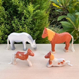 Wooden farm animals - Horse family | Waldorf toys | Open ended toys | Wooden animal toys | Handmade wooden toys