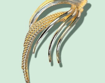 Genuine Vintage 18K Gold-Plated Solid Brooch - Made in UK