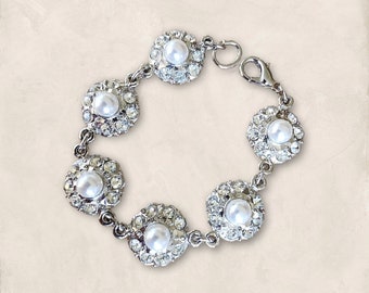 Vintage Retro Bracelet - Silver Plated Bracelet with Faux Pearl Beads & Crystals - Made in UK