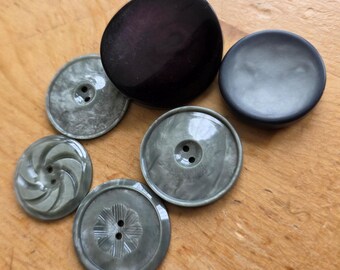 Vintage Button Packs - 6 Mixed Large Black/Gray Casein Buttons