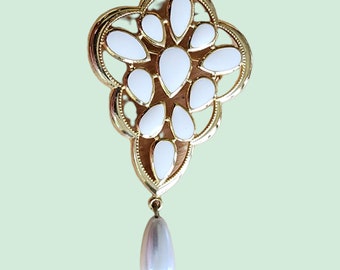 Vintage Brooch - 1980s 18K Gold Plated Painted Enamel Brooch with Faux Pearl - Made in the UK
