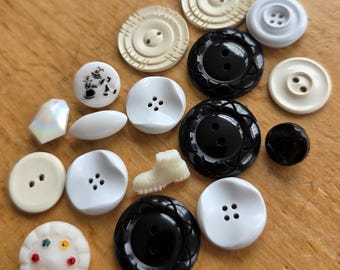 Vintage Button Packs - 16 Mixed Black/White Glass & Casein Buttons