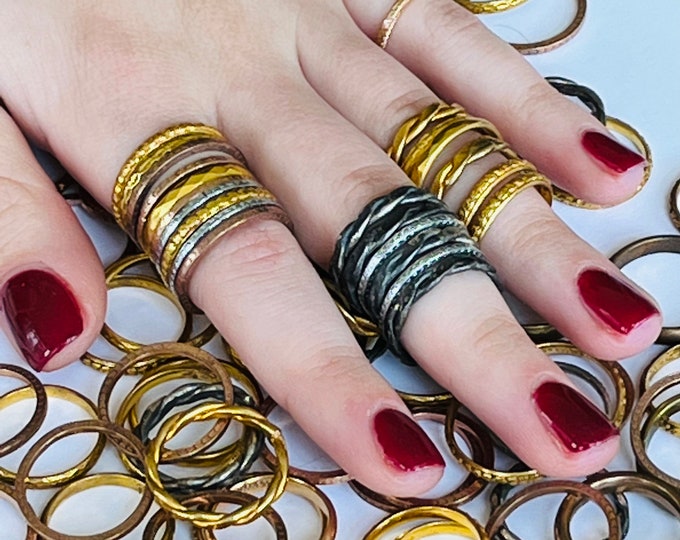 Featured listing image: Vintage Rings - Genuine Vintage lot of 104 Stackable Rings in Gold-Plated, Copper, Brass-Plated
