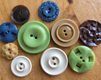 Vintage Button Packs - 10 Mixed Earth Tone Color Casein Buttons