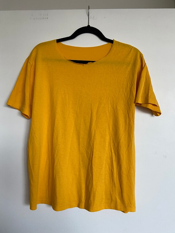 Vintage Yellow T-Shirt Thin Thrashed 80s - image 1