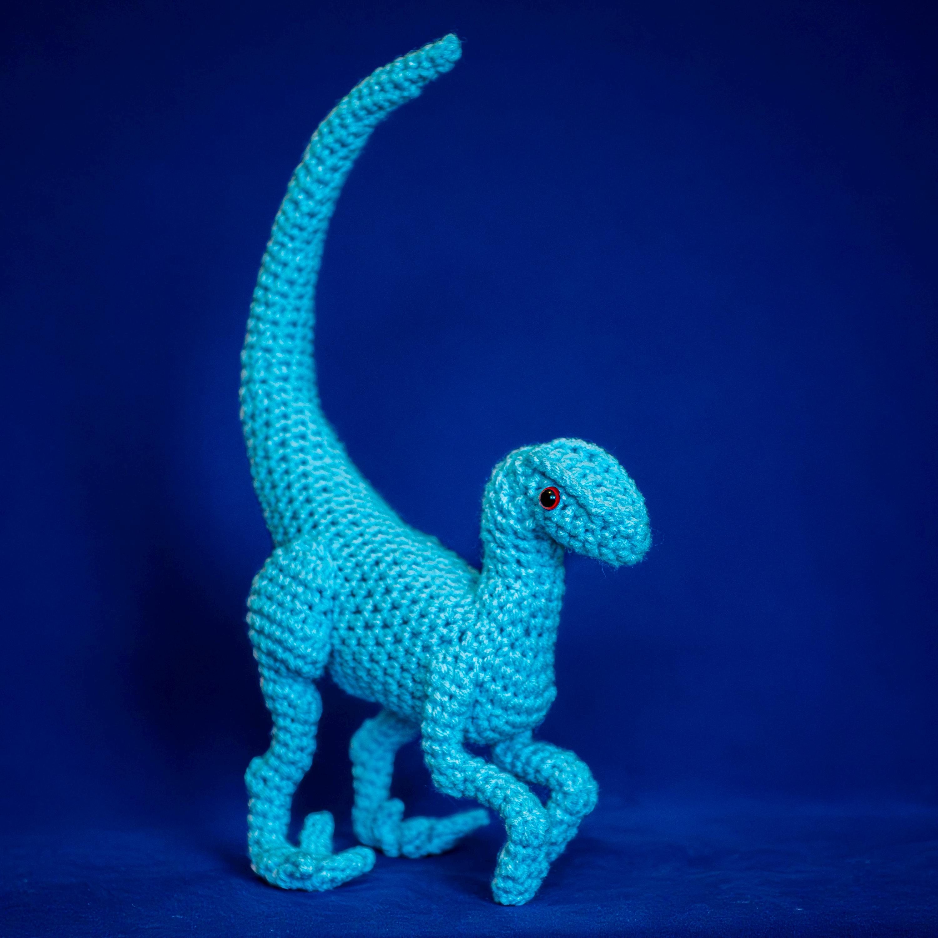 Velociraptor Crochet Pattern: Poseable Amigurumi Dinosaur (PDF) - Etsy