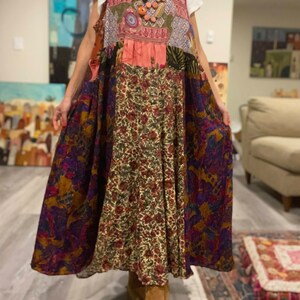 Up-cycled boho patchwork sleeveless dress 'Pnina' L-2X, Patchwork farm chic loose pinafore dress, cottage core sleeveless maxi dress. zdjęcie 4