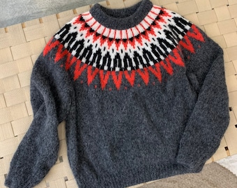 Alpaca women lopapeysa sweater. Icelandic sweater. Alpaca sweater for women. Fair isle knit sweater. Regular fit alpaca sweater.