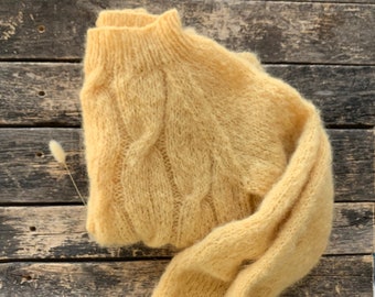 Fluffy alpaca cable knit sweater. Alpaca women sweater. Handknit alpaca sweater. Alpaca pullover. Cable knit sweater