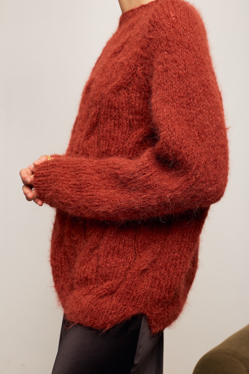 Cableknit alpaca women sweater. Alpaca women sweater. Handknit alpaca sweater. Alpaca pullover. Winter sweater image 8