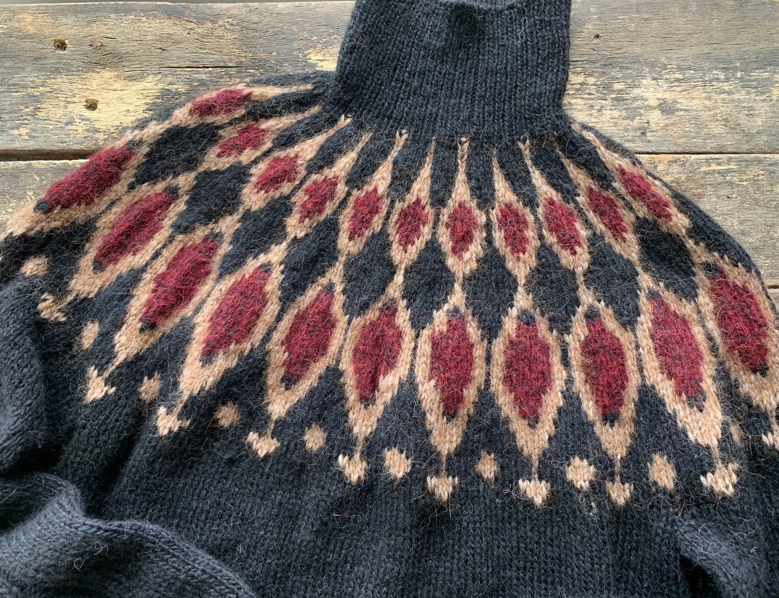 [ spring is coming 💮 ] Alpaca off shoulder knit / black