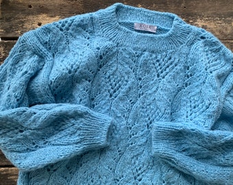 Openwork woman alpaca sweater. Regular fit alpaca woman sweater. Handknit alpaca pullover. Blue sweater. Woman alpaca pullover.