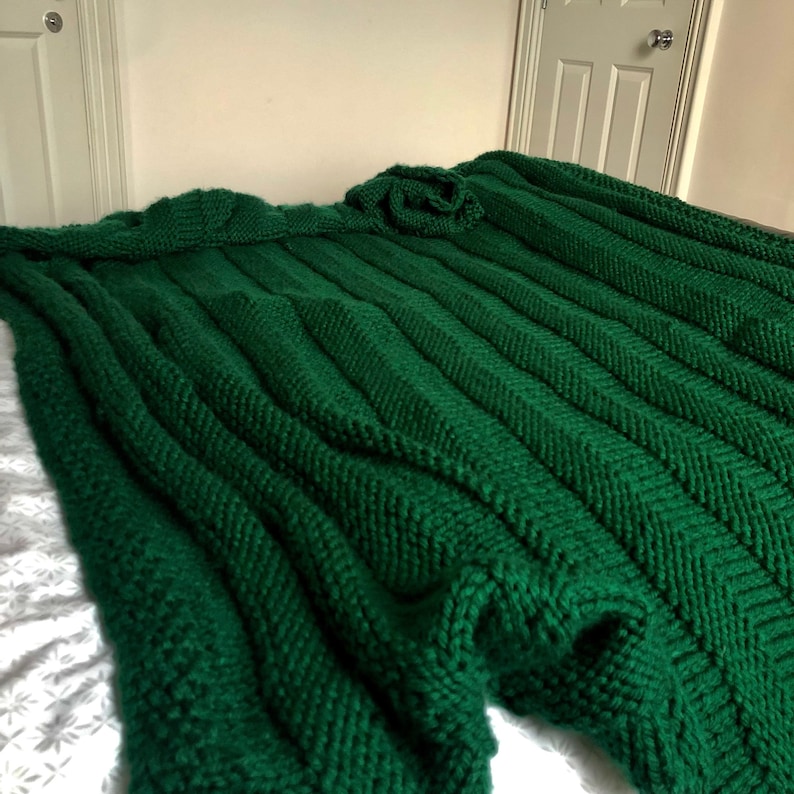 Emerald Green Throw Blanket, Extra Large Dark Green Queen Bedspread
