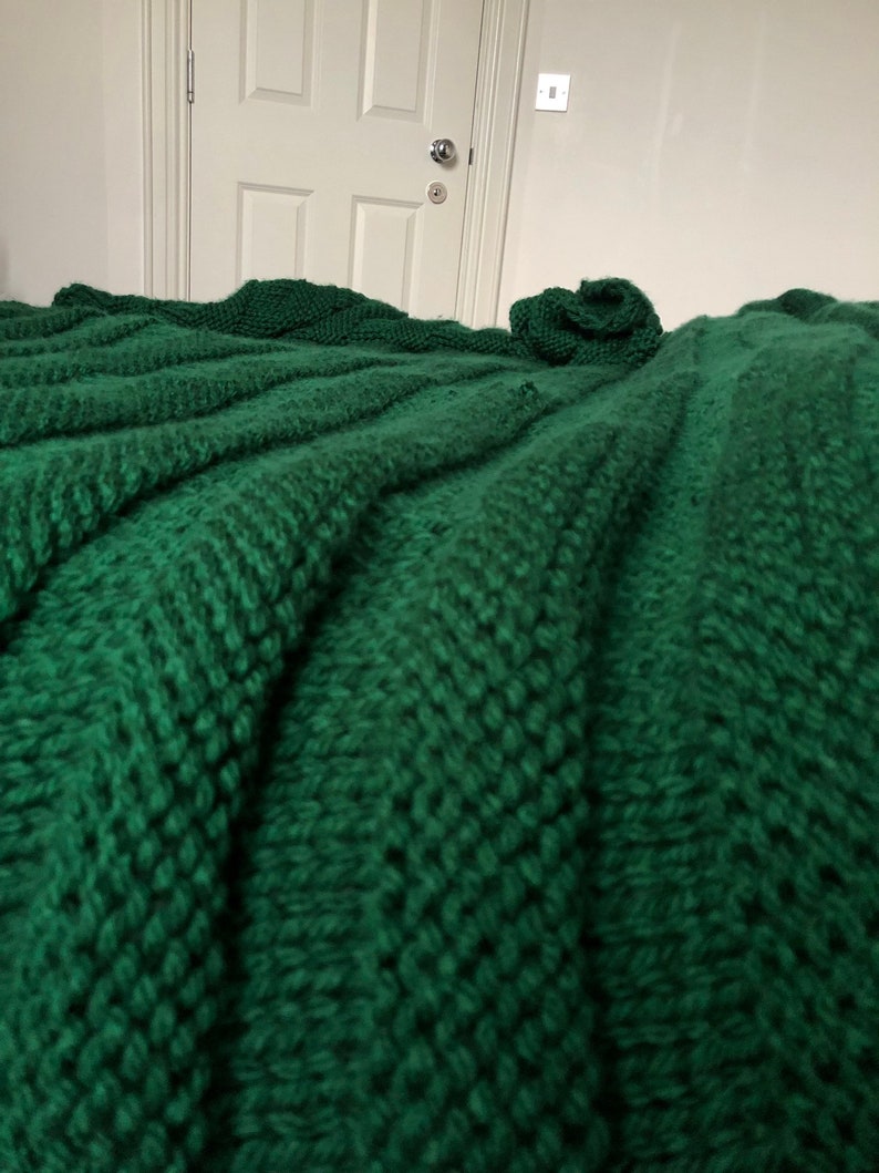 Emerald Green Throw Blanket, Extra Large Dark Green Queen Bedspread