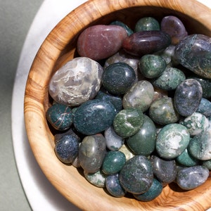 Moss Agate Tumbles Crystal Tumblestones