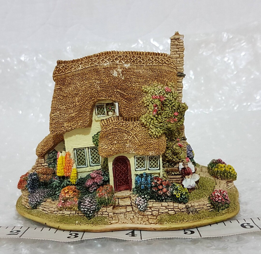 OPEN ALL HOURS No Box & Deed Lilliput Lane 