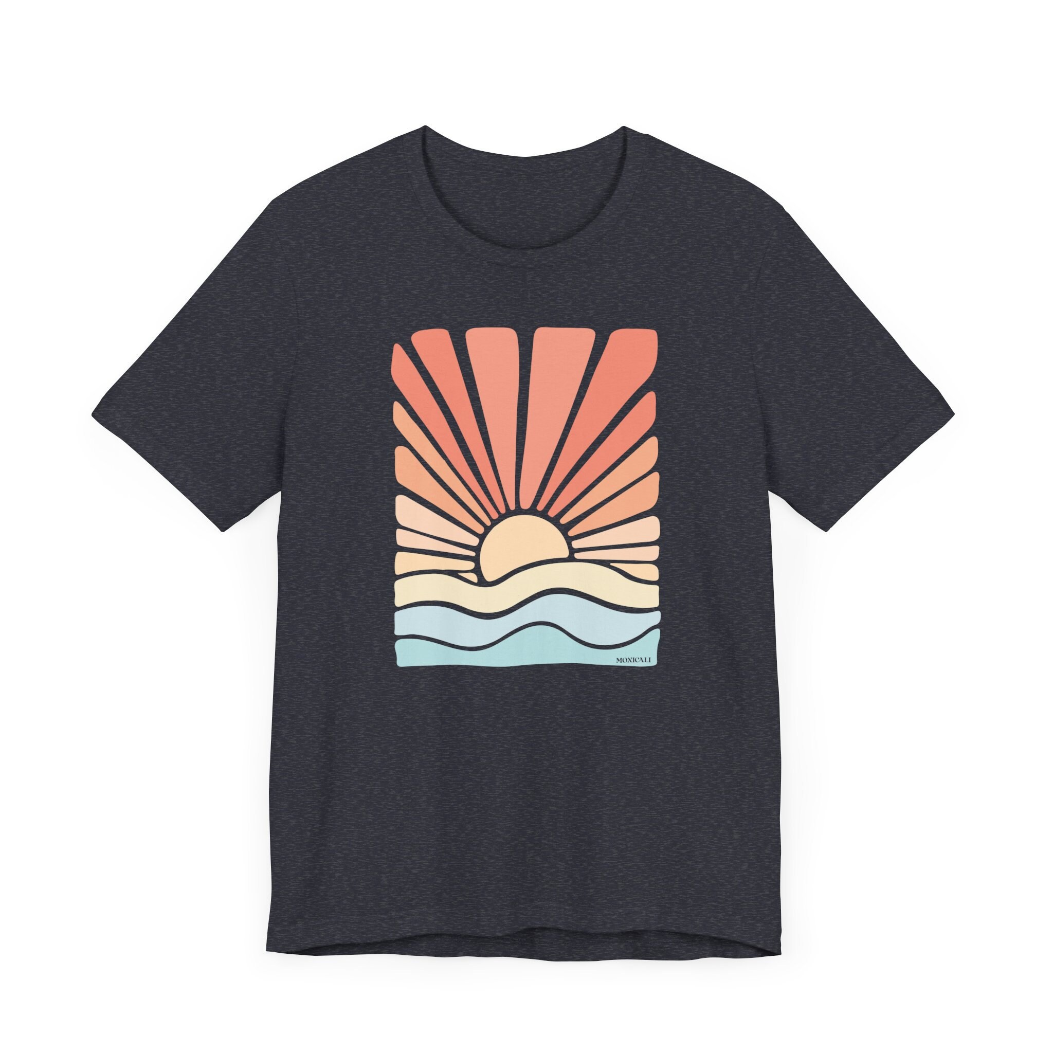 Retro Sunset Lover Tee: Vintage Beach Vibes for Summer