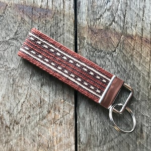 Porte-clés, tissés à la main, tissage aux cartes