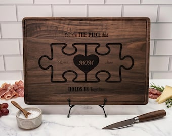 Personalized Cutting Board for Mom, Mother’s Day Gift, Wooden Cutting Board, Custom Engraved Charcuterie Board with Kids Names