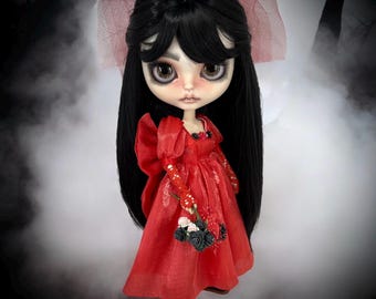 Poupée Blythe Custom OOAK - Lydia De Beetlejuice - Personnalisée France - Unique