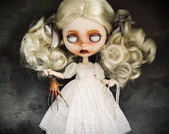 Blythe Puppe Nightmare on Elm Street inspiriertes Geistermädchen – Custom OOAK Blythe Doll