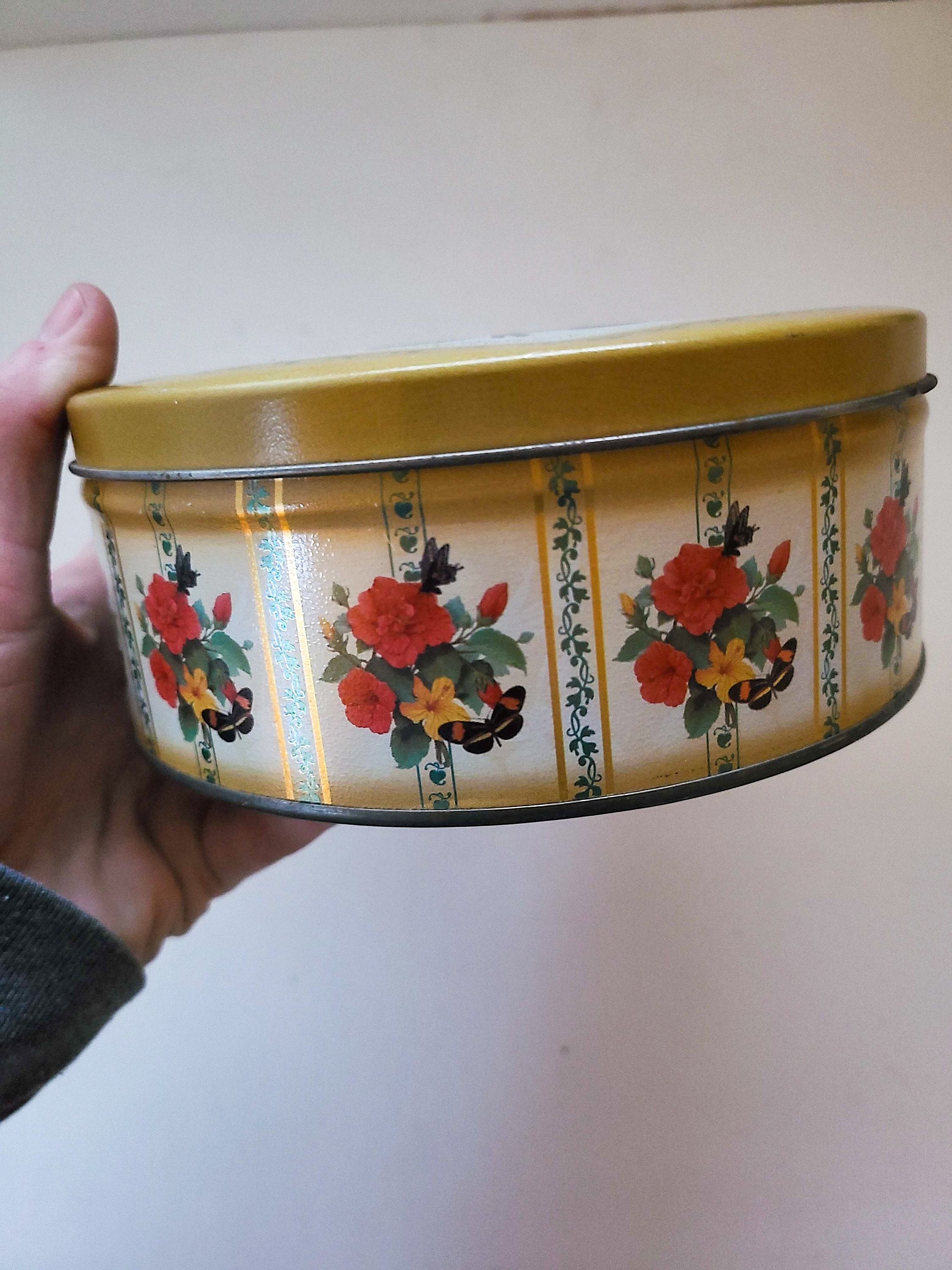 Vintage Metal Storage Tins / Metal Tin With Lid, Metal Tin Box, Vintage Metal Canister