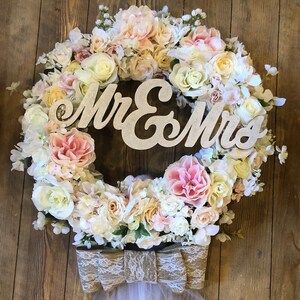 Wedding wreath, mr and mrs wreath, wedding gift, wedding, floral wreath, free shipping