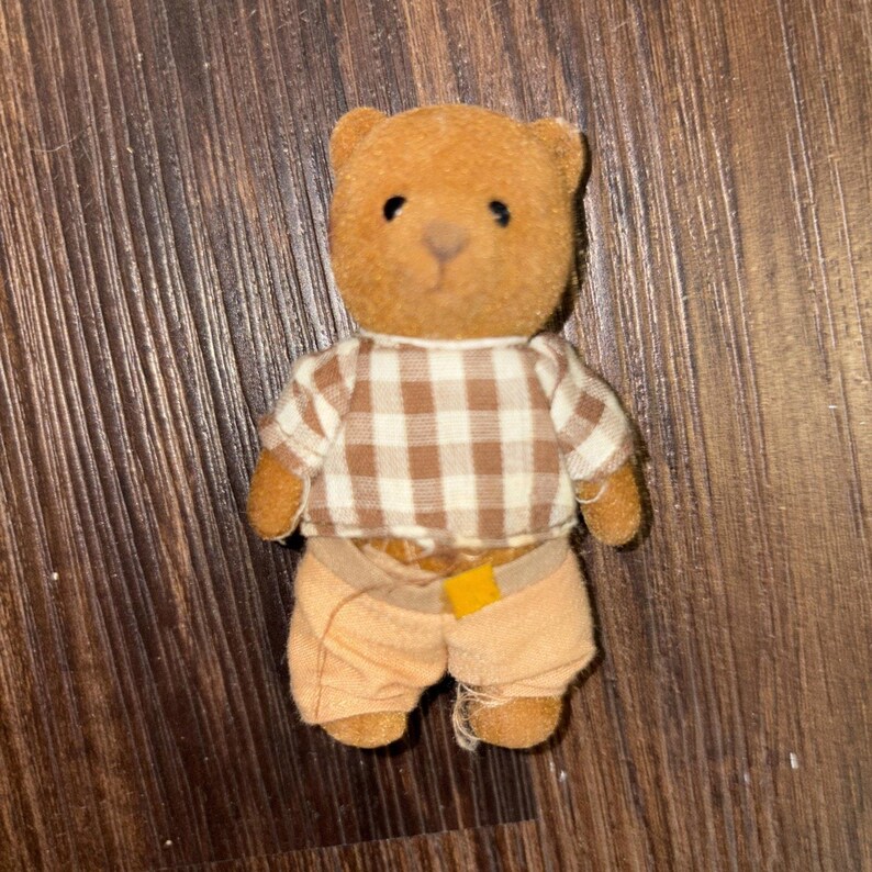 Sylvanian Families - Familia de osos pardos (juego de 4) imagen 6