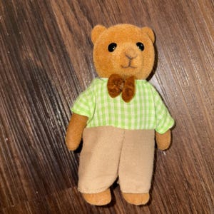 Sylvanian Families - Familia de osos pardos (juego de 4) imagen 4