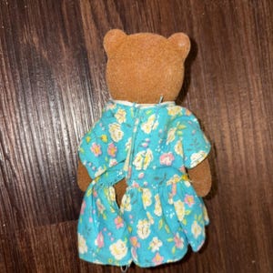 Sylvanian Families - Familia de osos pardos (juego de 4) imagen 3