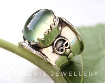 Anillo de plata de ley con prehnita natural, anillo llamativo ajustable.