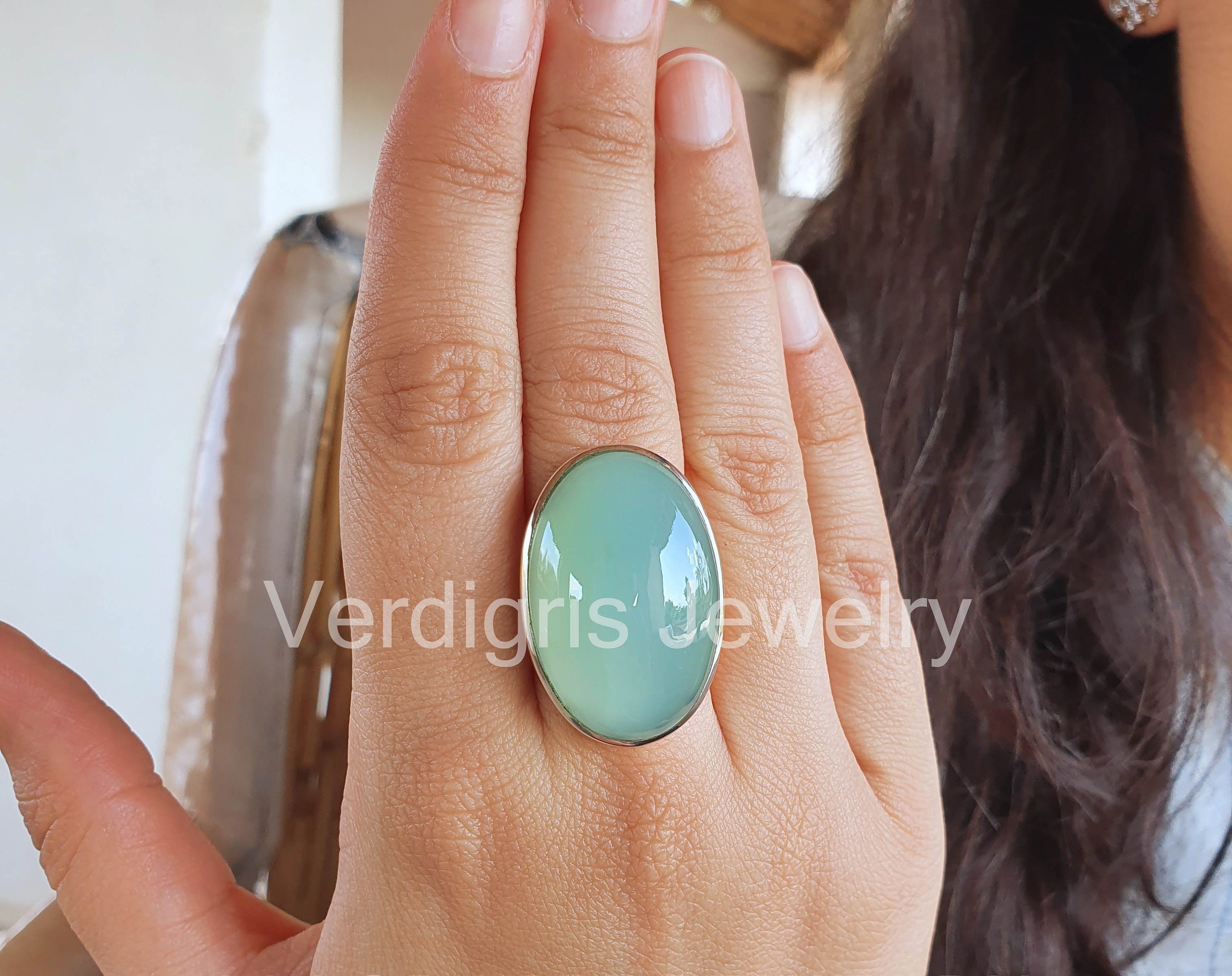 Green Chalcedony Gold Ring with Vintage Tuck and Roll Design – Christopher  Duquet Fine Jewelry