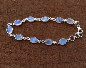 Rainbow moonstone bracelet, natural moonstone, Sterling silver bracelet, 8 inches long, dainty bracelet, gemstone bracelet, 92.5 silver